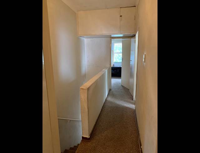 2 BEDROOM TOWNHOUSE FOR SALE IN WINDSOR EAST